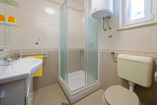 Apartmán Střední Dalmácie - Okrug Gornji DA 8158 N1