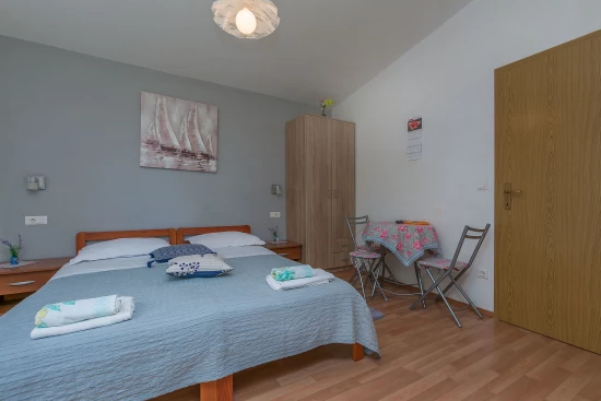 Apartmán Střední Dalmácie - Omiš DA 8169 N2