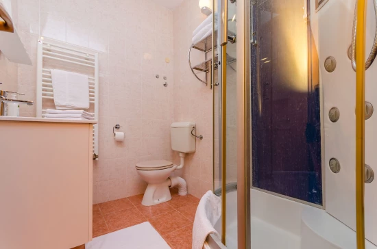 Apartmán Střední Dalmácie - Kaštela DA 8171 N2