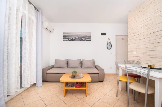 Apartmán Severní Dalmácie - Vodice DA 8177 N1