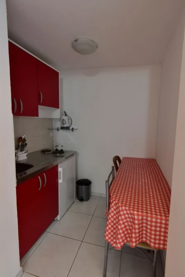 Apartmán Střední Dalmácie - Podaca DA 8192 N3