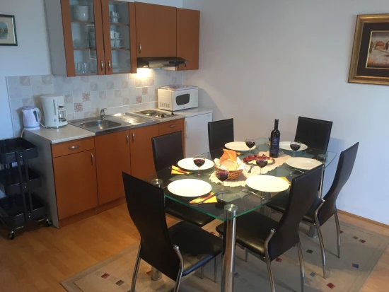 Apartmán Střední Dalmácie - Kaštela DA 8207 N2