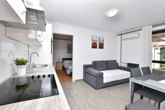 Apartmán Severní Dalmácie - Primošten DA 8212 N1