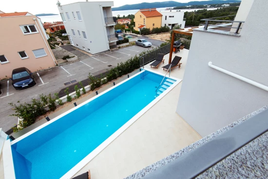 Vila Severní Dalmácie - Brodarica DA 8261 N1