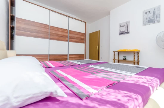 Apartmán Střední Dalmácie - Kaštela DA 8271 N1