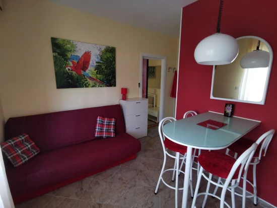 Apartmán Střední Dalmácie - Kaštela DA 8273 N1