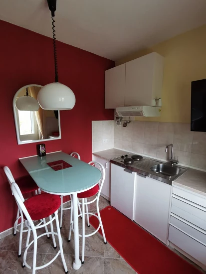 Apartmán Střední Dalmácie - Kaštela DA 8273 N1