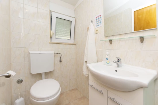 Apartmán Střední Dalmácie - Mali Rat DA 8275 N2