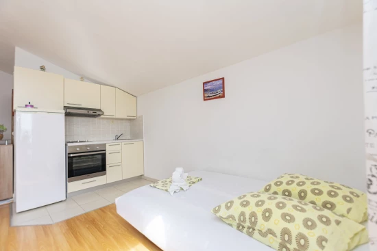 Apartmán Střední Dalmácie - Mali Rat DA 8275 N3