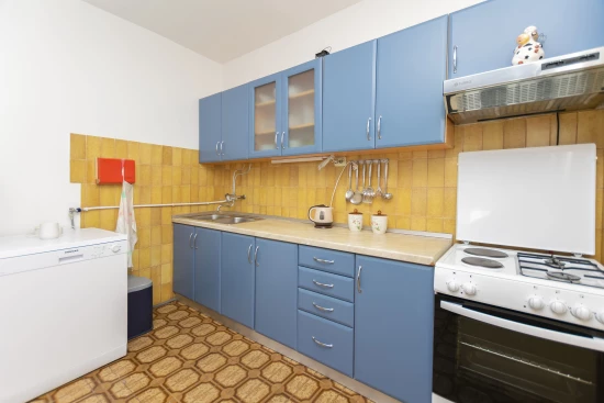 Apartmán Střední Dalmácie - Mali Rat DA 8276 N1