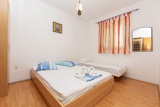 Apartmán Střední Dalmácie - Mali Rat DA 8276 N1