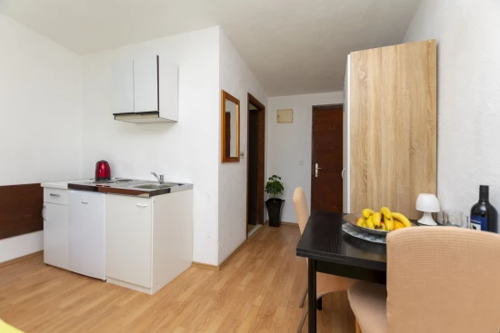 Apartmán Střední Dalmácie - Krilo Jesenice DA 8286 N1