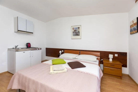 Apartmán Střední Dalmácie - Krilo Jesenice DA 8286 N3