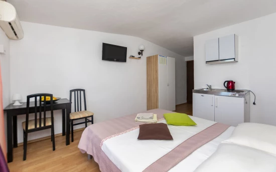 Apartmán Střední Dalmácie - Krilo Jesenice DA 8286 N3