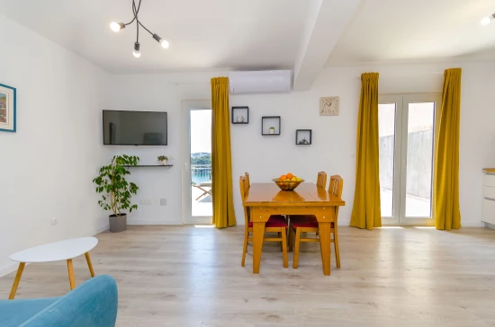 Apartmán Střední Dalmácie - Trogir DA 8287 N1