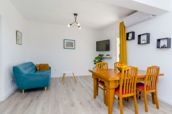 Apartmán Střední Dalmácie - Trogir DA 8287 N1