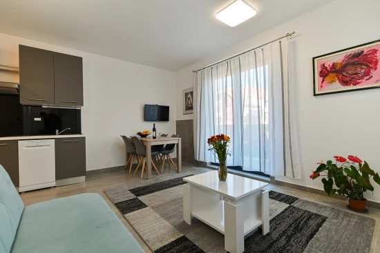 Apartmán Střední Dalmácie - Trogir DA 8307 N1