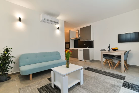 Apartmán Střední Dalmácie - Trogir DA 8307 N1