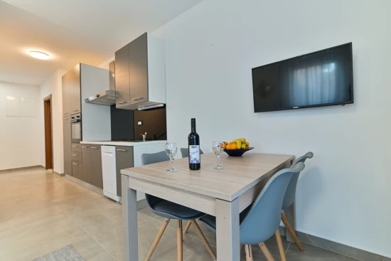 Apartmán Střední Dalmácie - Trogir DA 8307 N1