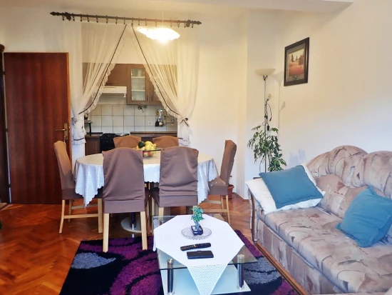 Apartmán Severní Dalmácie - Starigrad Paklenica DA 8313 N1