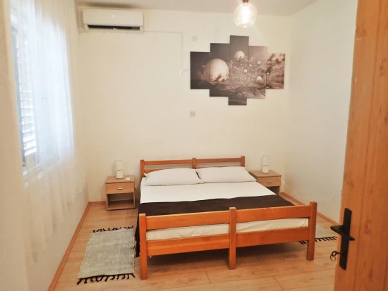 Apartmán Severní Dalmácie - Tribanj (Starigrad) DA 8326 N1