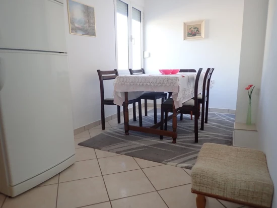 Apartmán Severní Dalmácie - Starigrad Paklenica DA 8331 N2