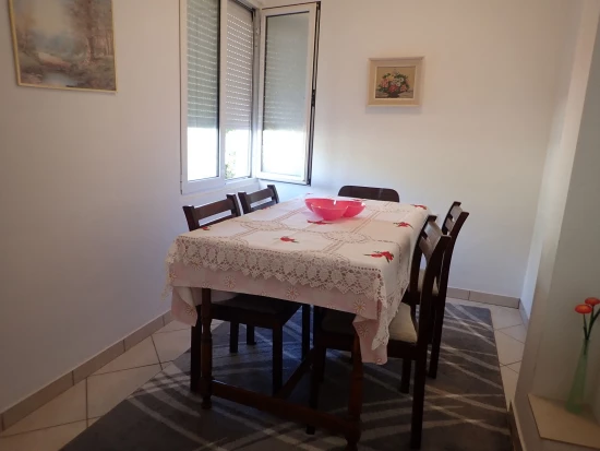 Apartmán Severní Dalmácie - Starigrad Paklenica DA 8331 N2