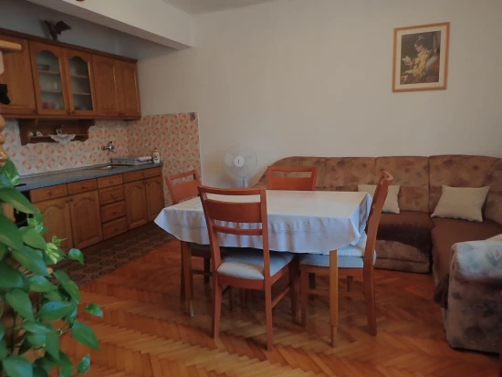 Apartmán Severní Dalmácie - Starigrad Paklenica DA 8333 N1