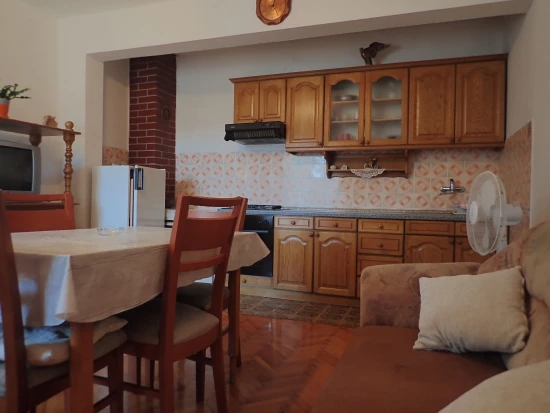 Apartmán Severní Dalmácie - Starigrad Paklenica DA 8333 N1