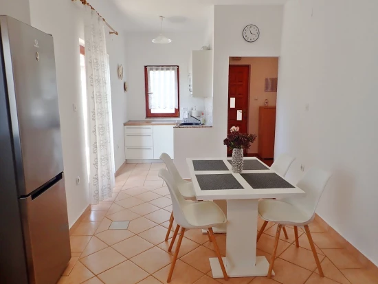 Apartmán Severní Dalmácie - Starigrad Paklenica DA 8336 N1