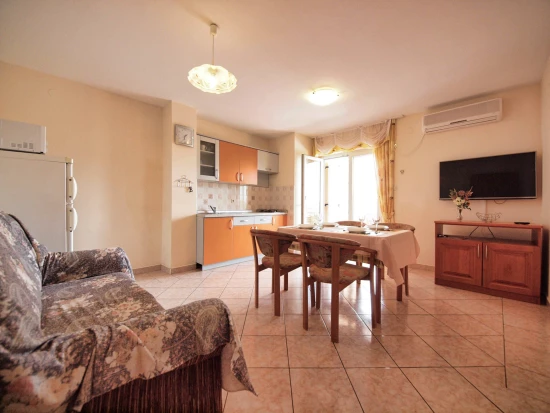 Apartmán Severní Dalmácie - Vodice DA 8348 N4