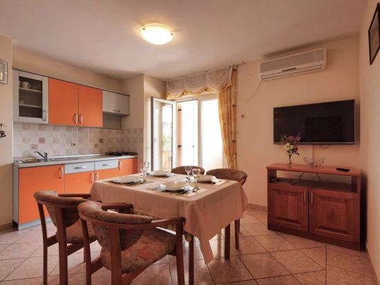 Apartmán Severní Dalmácie - Vodice DA 8348 N4