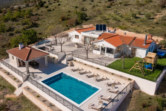 Vila Severní Dalmácie - Vodice DA 8363 N1