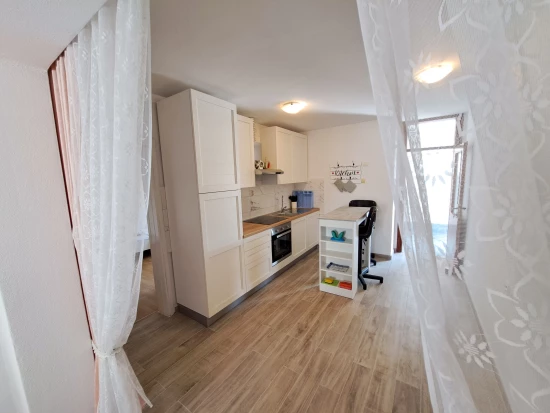 Apartmán Střední Dalmácie - Split DA 8375 N1