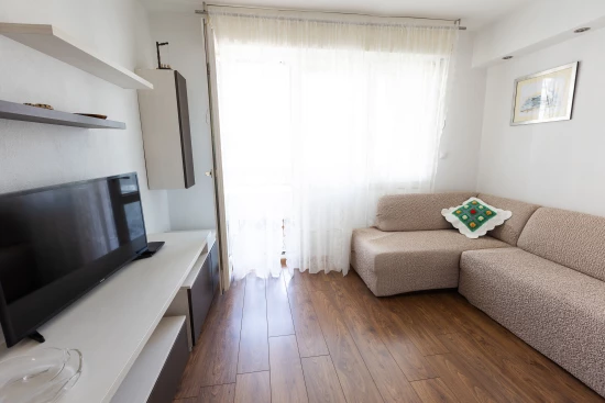 Apartmán Střední Dalmácie - Omiš DA 8376 N1