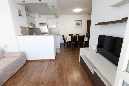 Apartmán Střední Dalmácie - Omiš DA 8376 N1