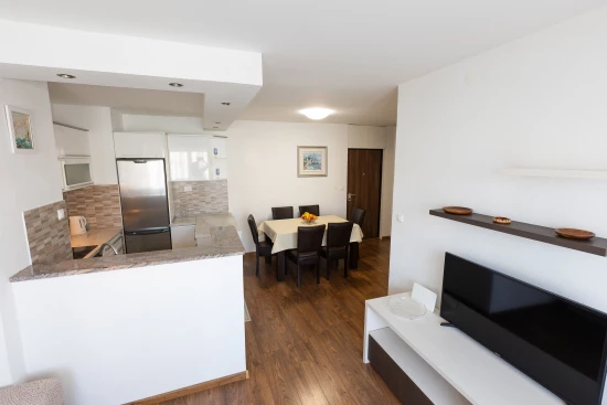 Apartmán Střední Dalmácie - Omiš DA 8376 N1