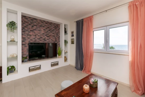 Apartmán Střední Dalmácie - Nemira (Omiš) DA 8378 N1