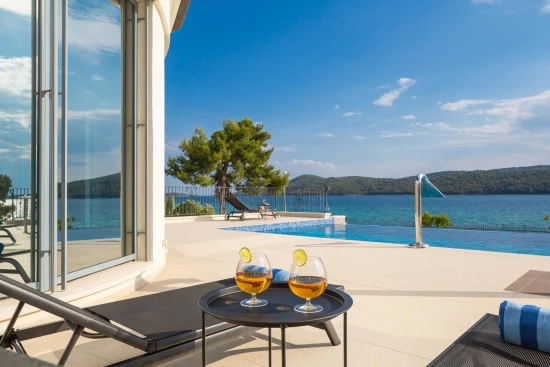 Vila Severní Dalmácie - Šibenik DA 8379 N1