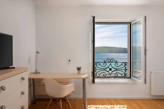 Vila Severní Dalmácie - Šibenik DA 8379 N1