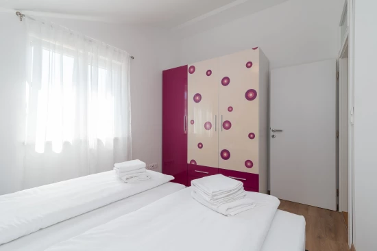 Apartmán Střední Dalmácie - Okrug Gornji DA 8411 N1