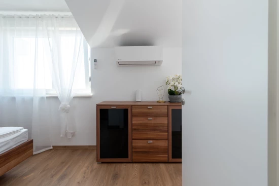 Apartmán Střední Dalmácie - Okrug Gornji DA 8411 N1