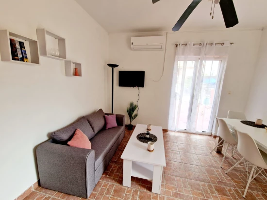 Apartmán Severní Dalmácie - Vodice DA 8421 N1