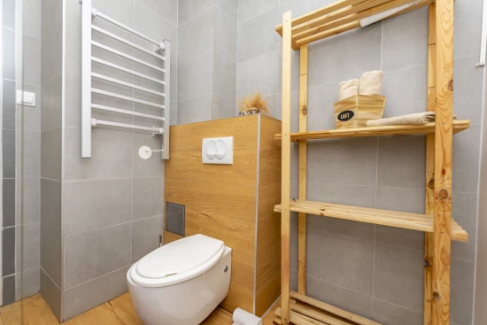 Apartmán Střední Dalmácie - Omiš DA 8422 N1