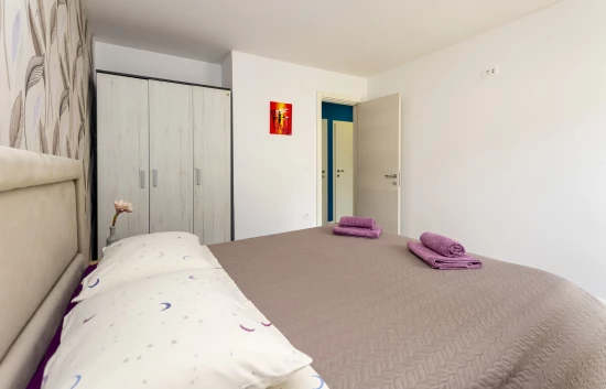 Apartmán Střední Dalmácie - Omiš DA 8422 N1