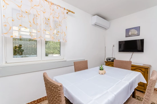 Apartmán Střední Dalmácie - Poljica DA 8425 N1