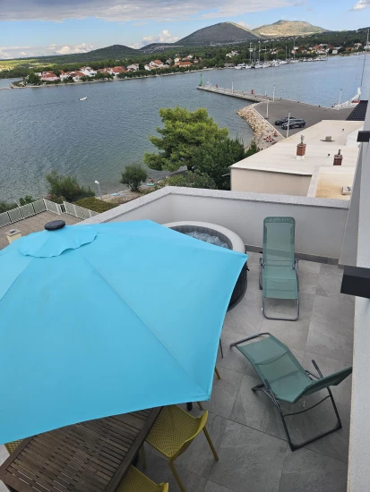 Apartmán Severní Dalmácie - Bilice (Šibenik) DA 8441 N4