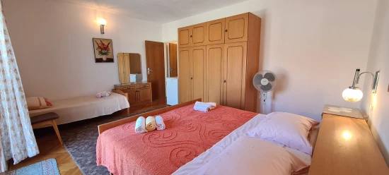 Apartmánový pokoj Ostrov Hvar - Vrboska OS 10277 N2