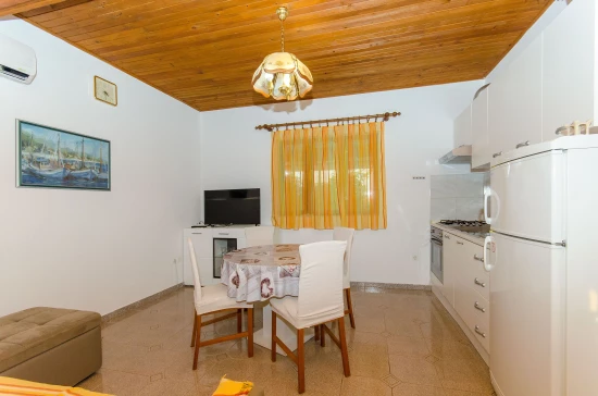 Apartmán Střední Dalmácie - Makarska DA 8456 N2