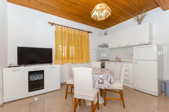 Apartmán Střední Dalmácie - Makarska DA 8456 N2